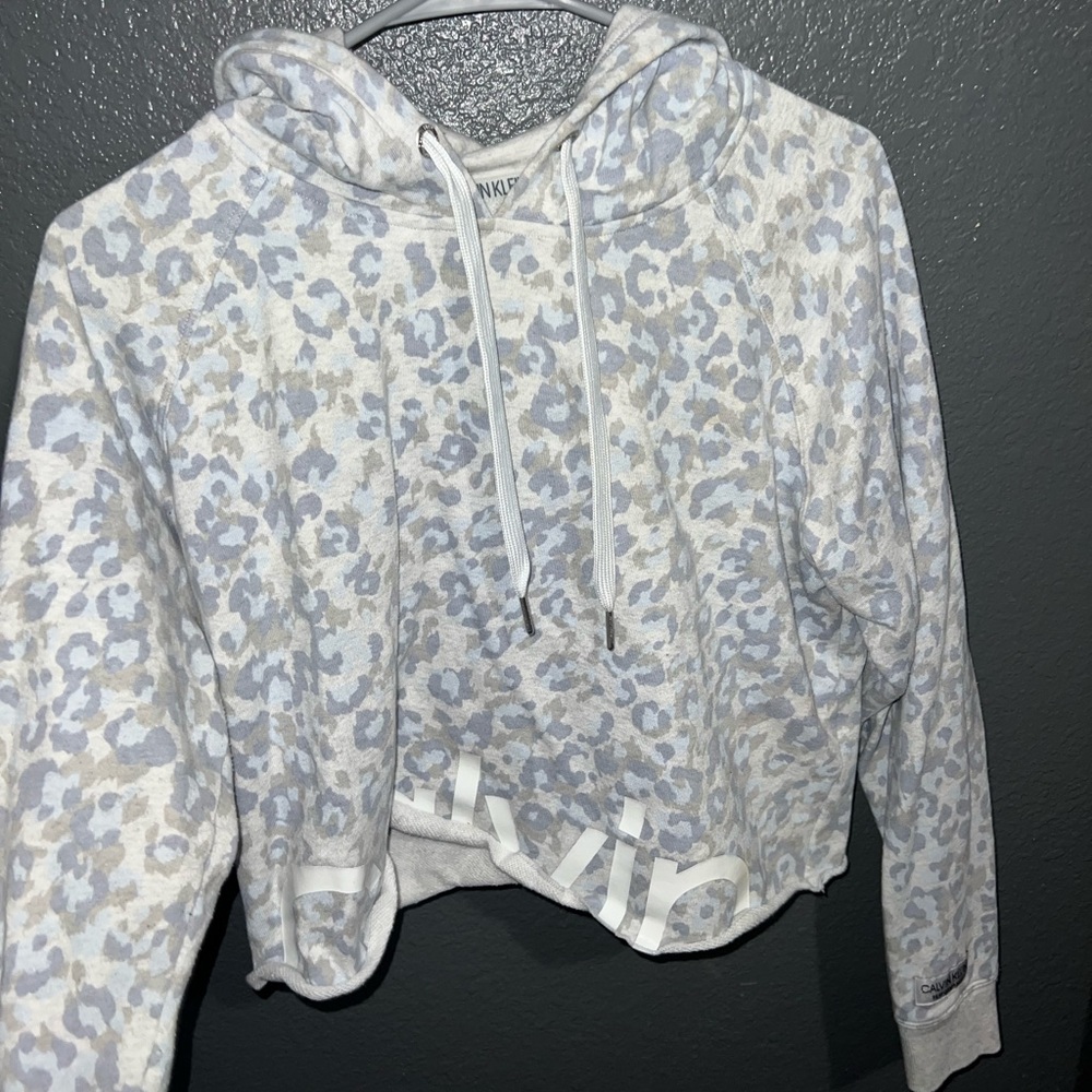 Calvin Klein Women’s Cropped Hoodie